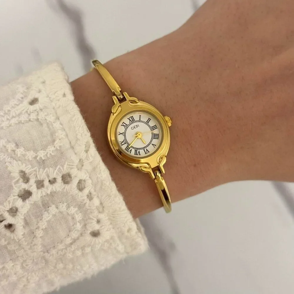 Sku:0165 cute gold‎ white mini watch gold bracelet vintage style + in a gift bag